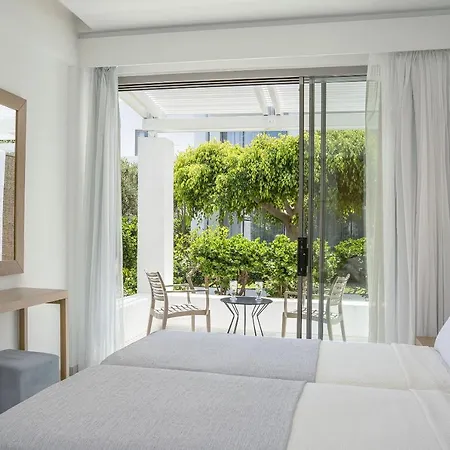 Hotel Maritimo 4*