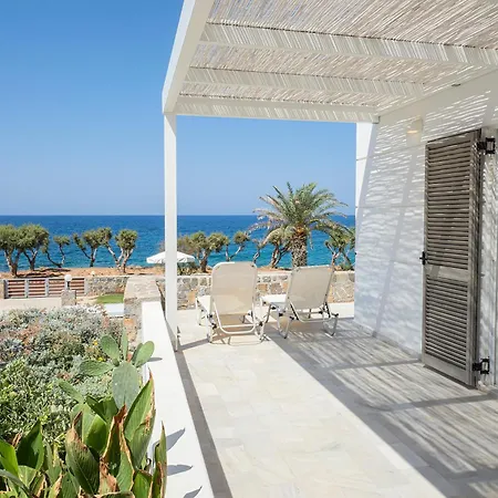 Maritimo Hotel 4*